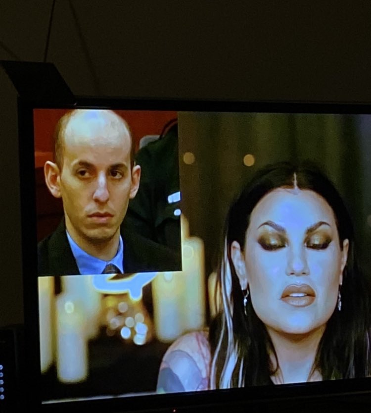 CodigoCastroEC's tweet image. #GrantAmato solely mass shooter-ed minus one - his entire family for a Bulgarian only fans- to give HER $200K! 
#TrueContext over #TrueCrime

Nah.