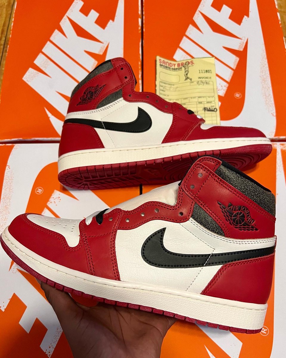 justfeats's tweet photo. Feats Fuego Fryday: Ladies first

Jordan 1 Lost and Found

Sizes 4-7 unless winner wears a bigger size 

nod to @karidaniels for this weeks give away pulling hard for the ladies 

Women, this one is for YOU! 

RT to enter, must be following 

We’ll pick the winner on Monday! https://t.co/OA4SMNERXT