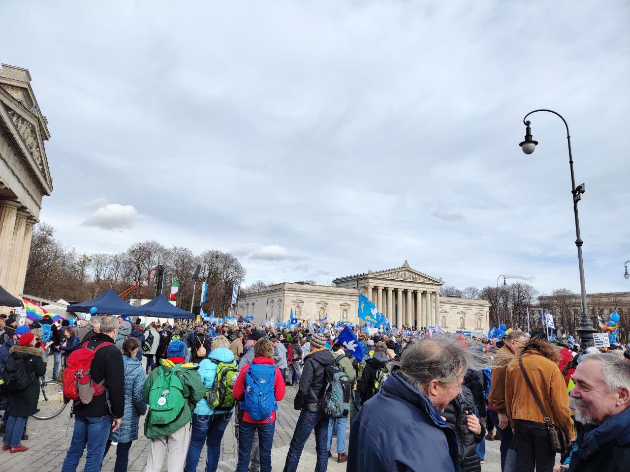 Kripp-M on Twitter: "Anti-Kriegs Demo München jetzt! https://t.co