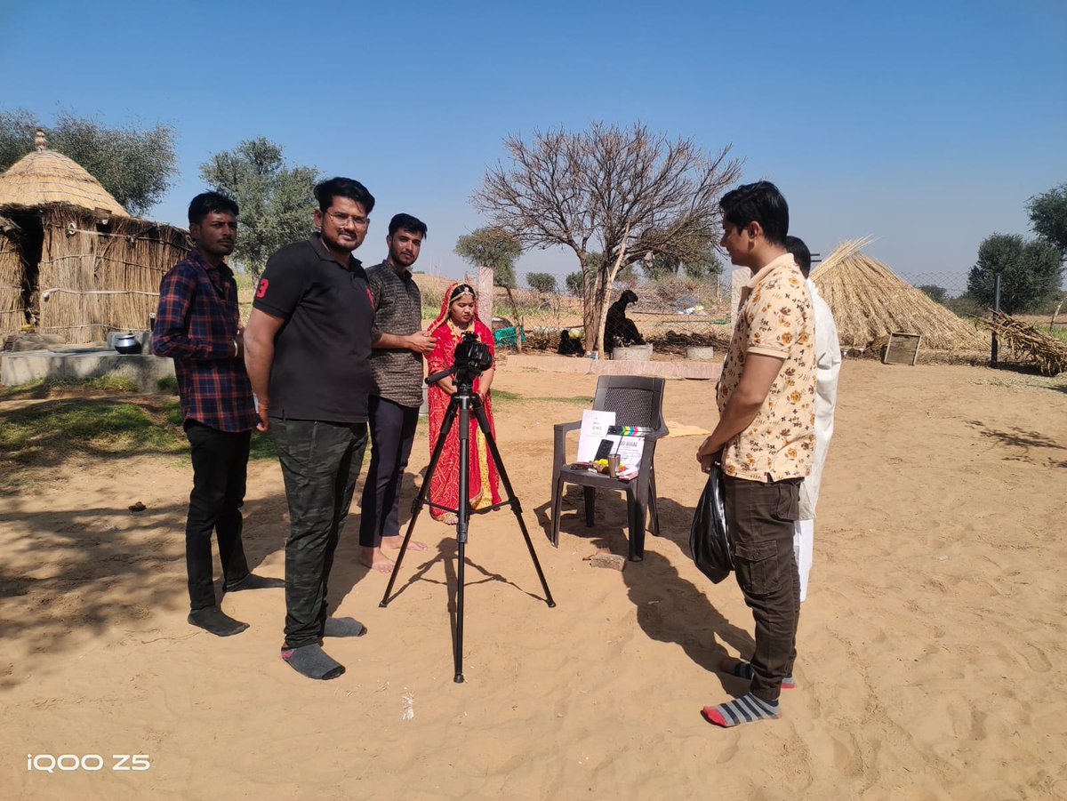 RajasthaniSTAGE's tweet photo. नूवी राजस्थानी फिल्म "दो भाई" री शूट शुरू
#DoBhai #BoliyonKiKranti #STAGEAPP https://t.co/ifHnb8h4ik
