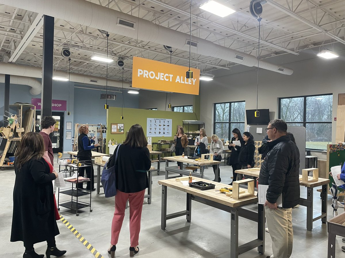 Suzanne Thomas tweet media