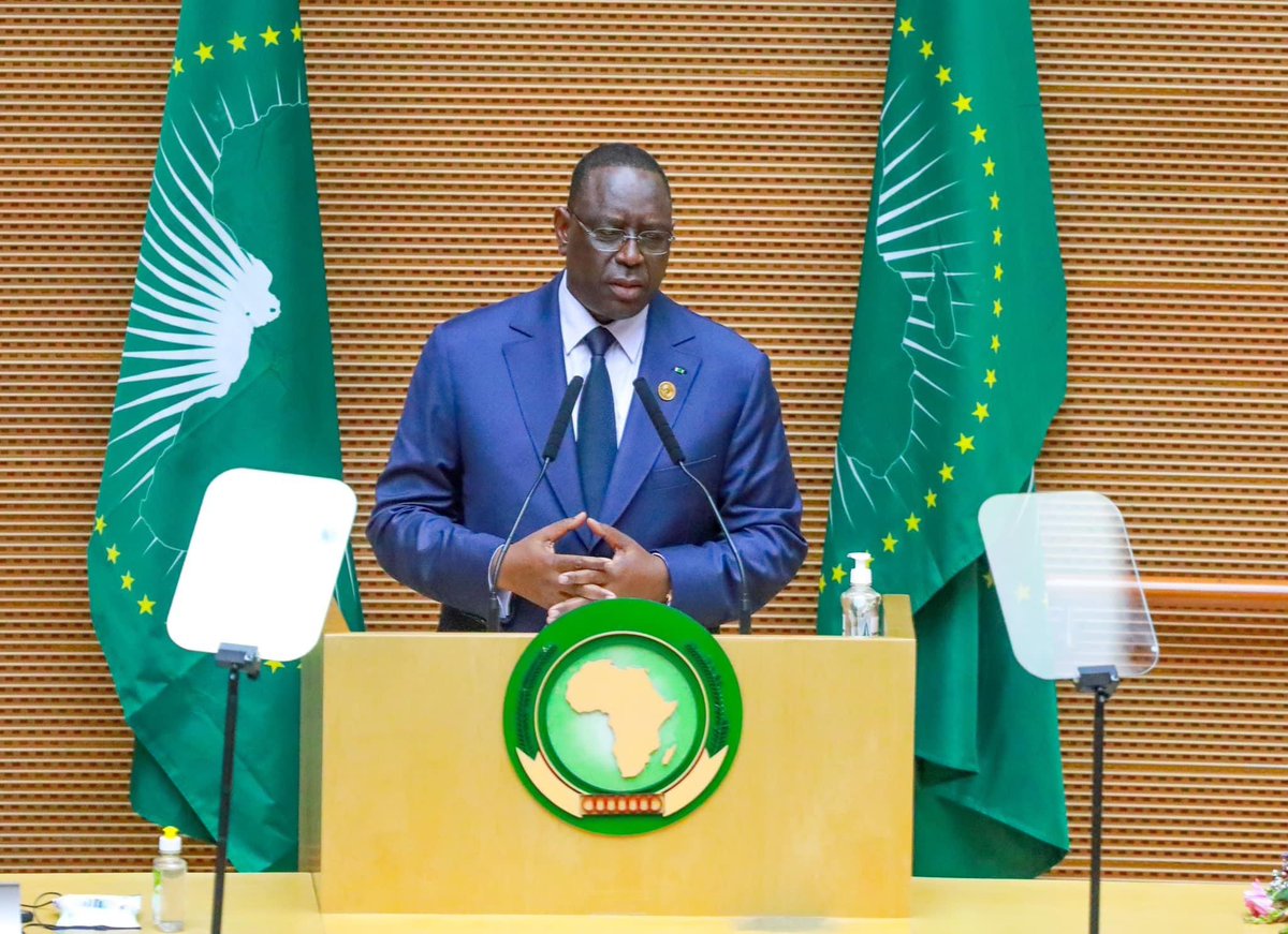 ElSowOfficiel's tweet photo. Merci beaucoup Excellence @Macky_Sall pour le service rendu à l'Afrique à la tête de l'UA. L'Afrique est fier de vous, en tant que sénégalais aussi nous ressentons chaque instant le privilège de vous avoir comme Président. https://t.co/9hKViIJiMj