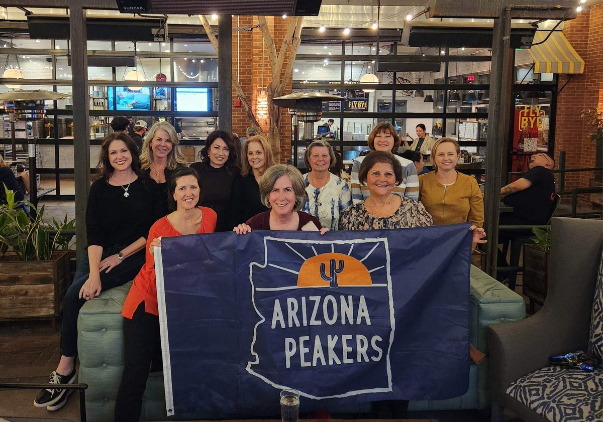 arizonapeakers1's tweet photo. One of the benefits of joining @MyPeakChallenge is finding friends that become family❤️ A fabulous dinner last night with these amazing ladies!! @SamHeughan @RealAlexNorouzi #Peaker #peakercommunity #peakerstogether https://t.co/9FvhkMvK0j
