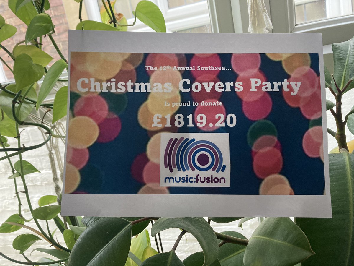 Christmas Covers Southsea tweet media