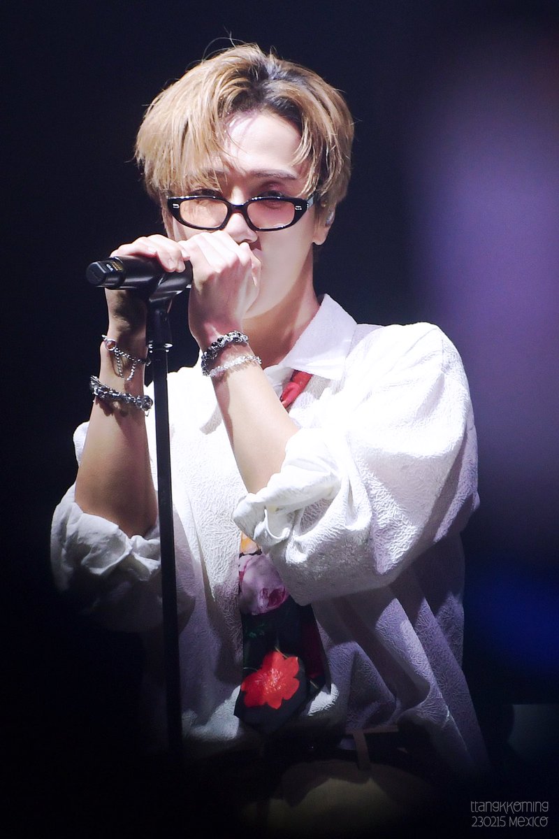 <a href="/shfly3424/">Yesung</a> 230215 슈퍼쇼9 in Mexico Small Things 🌹 #예성 #Yesung #SS9inMexico #SS9inMexicoDay2 #슈퍼주니어 #SUPERJUNIOR