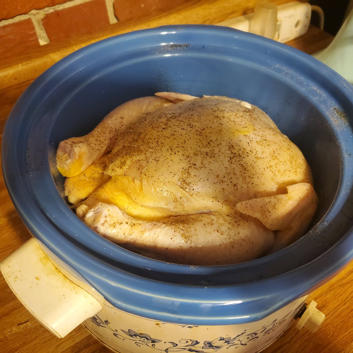 AnthonyLozupone's tweet image. Making chicken soup &amp;amp; pizza today #kitchenWork #kitchen