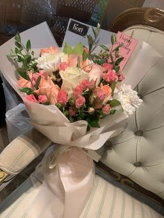 CafeEngene's tweet photo. to :: @pjsmyluv__
from :: @ksnluvsun 

Hi baby happy valentine's day i can't send you a gift so this is the closest thing to one. First of all, I want to say thank you to you for coming into my life you bring me such great happiness, thank you for making me feel ++ https://t.co/wB5XLfbNv1