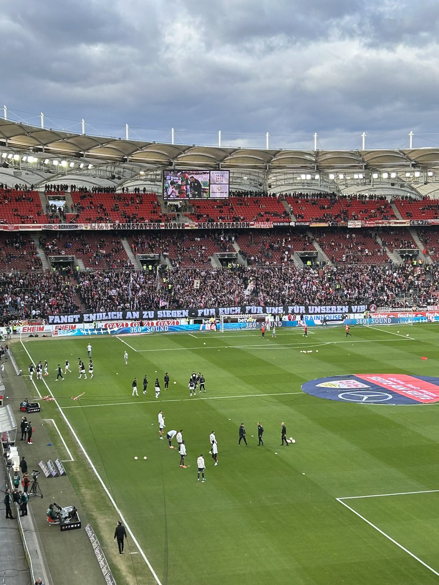Die Botschaft ist klar! Forza VfB #VfB #VFBKOE
