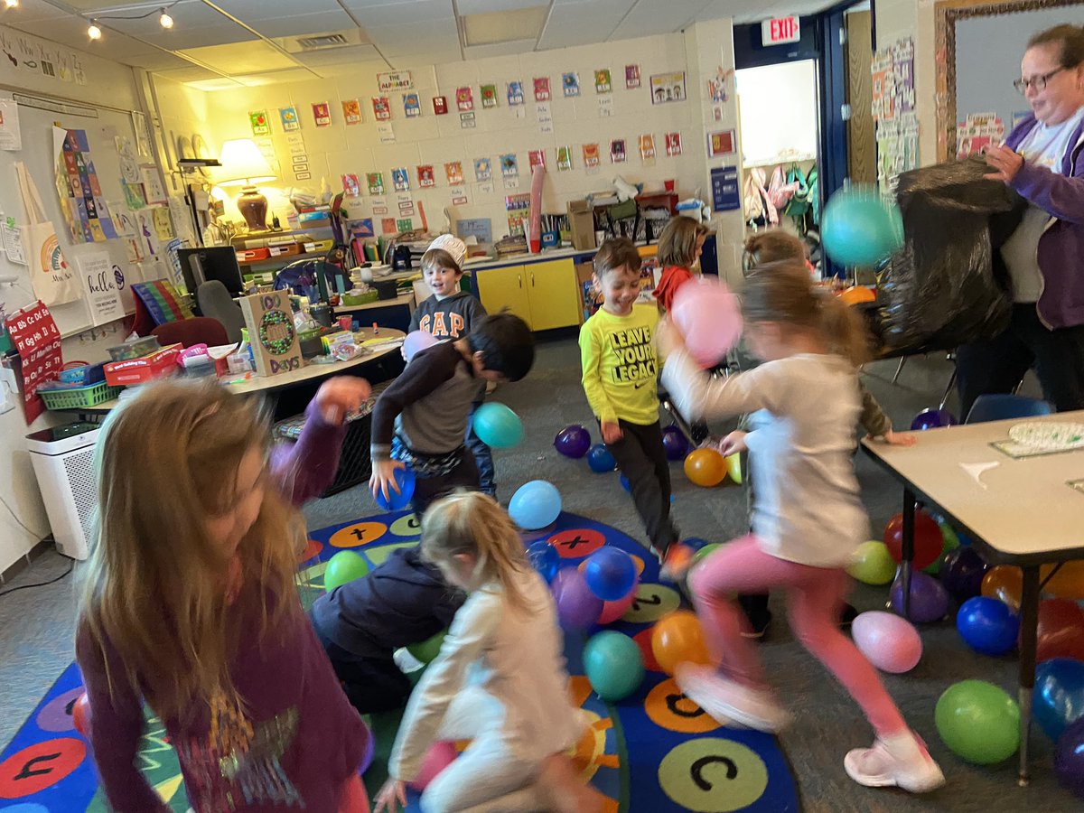 DK Ss loved celebrating the 💯th day of school! We are 100 days smarter!! <a href="/LonePineSchool/">Lone Pine Elementary</a> <a href="/MaryHillberry/">Mary Hillberry</a> <a href="/bhschools/">BHSchools</a>