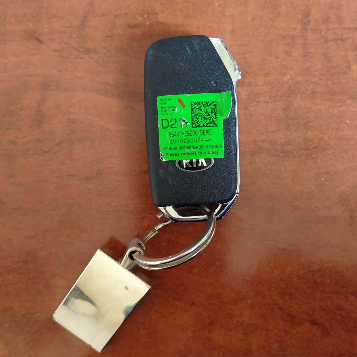 Ritrovate questa mattina.Le abbiamo depositate presso il Comando di Marino. Chi le avesse perdute può recuperarle da noi, tel. 06 93662300