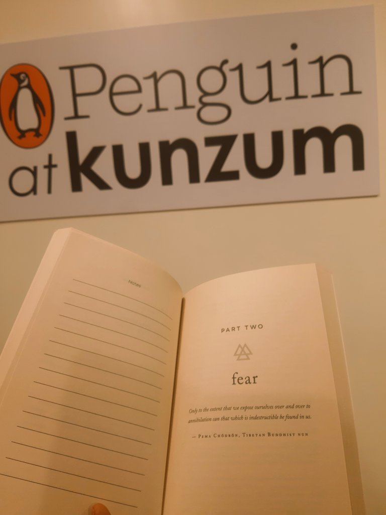 onehalfcanvas's tweet photo. Bringing to you a glimpse of the best of Penguin's collection at Kunzum, GK-2
#penguinatkunzum

Let's come together and explore possibilities to enhance your reading experience in 2023. https://t.co/OP0RpF6diT