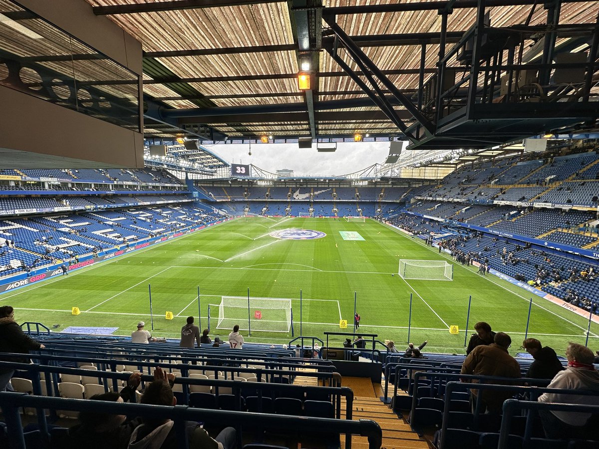 AzaWaugh's tweet photo. The view for the next view hours https://t.co/IflbE6425i