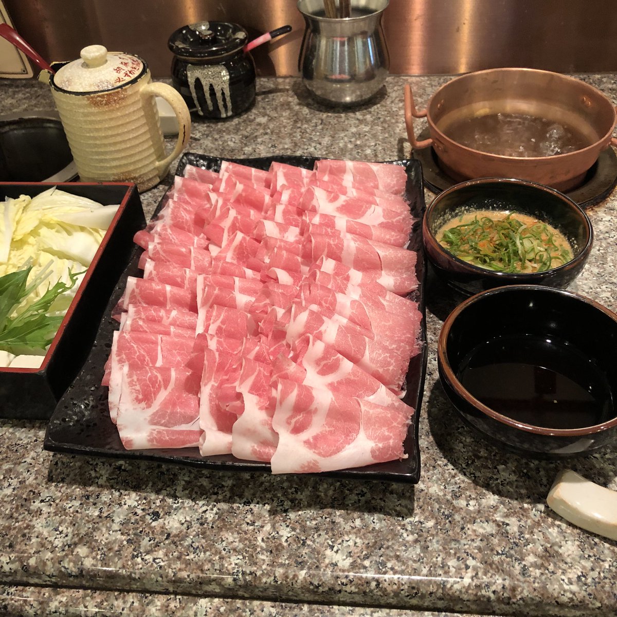 ayagurume's tweet photo. 大阪心斎橋駅
しゃぶ亭ランチ
ここのランチのコスパの良さすごいwワンランク上のしゃぶしゃぶです https://t.co/9O5BHFNjEm
