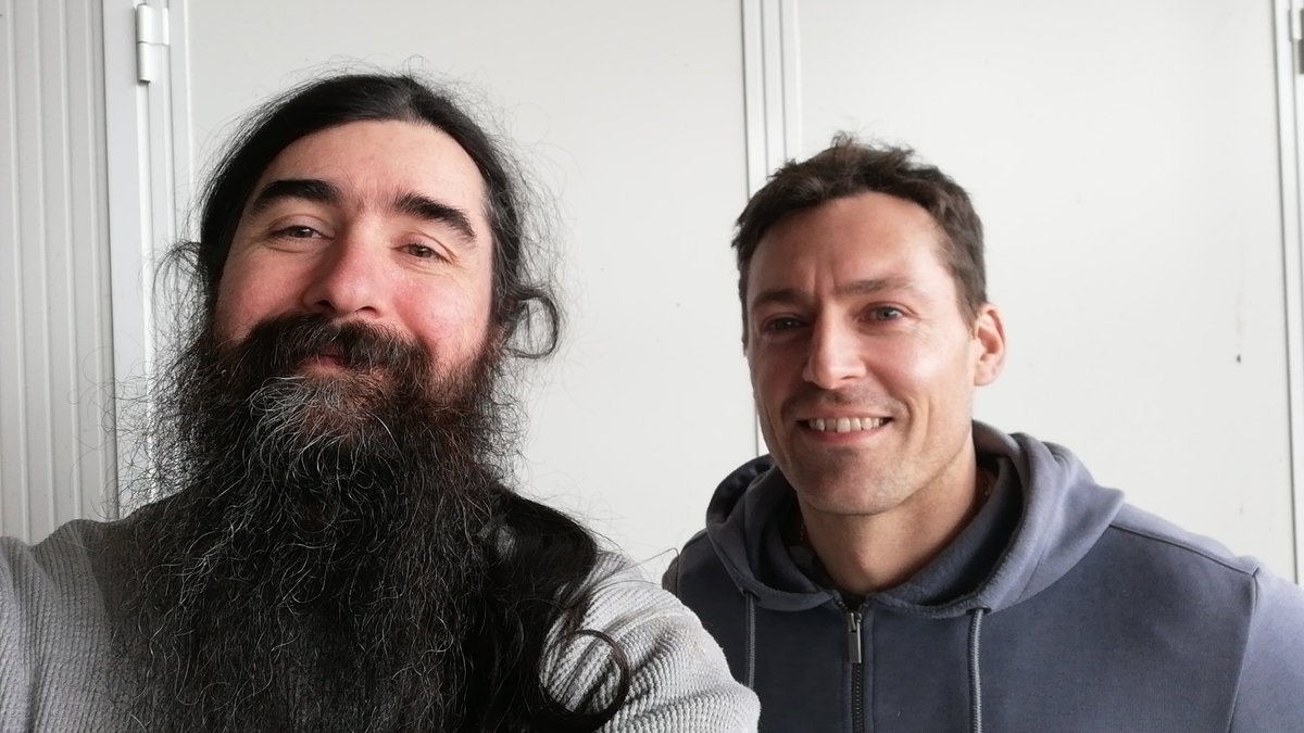 BLacourcelle's tweet photo. J'ai eu la chance de partager cette semaine de travail avec un nouveau stagiaire en BPREA. Bienvenu à lui 👏
#apiculture #stagiaire #partagedeconnaisances https://t.co/EBIiryydxB