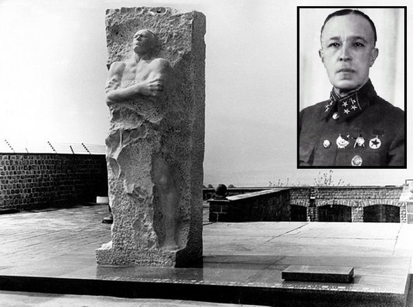 78 лет назад, 18 февраля 1945 года, в концлагере Маутхаузен фашистами был зверски убит Дмитрий Михайлович Карбышев — советский военный инженер, генерал лейтенант инженерных войск. Герой Советского Союза (посмертно). Член ВКП(б) с 1940 г.