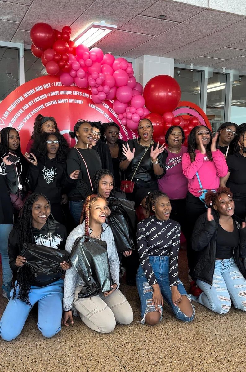 Ladies of Virtue tweet media