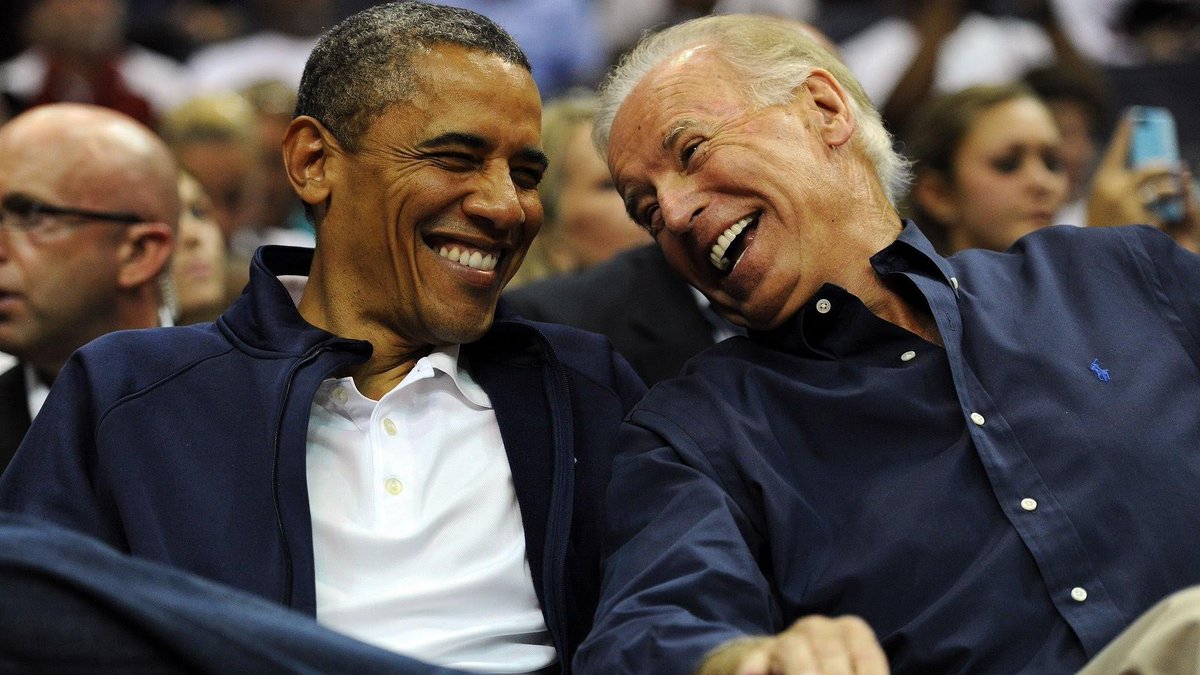 navahochick56's tweet photo. @TheRichFromCali 💙👁️👁️🤟🕊️in our world 🌍 he was the BEST, INTELLIGENT, &amp; FIRST BLACK president(in history)..he made US all proud to be Democrats 🦅💯💙 #BlackEagle #Obama44 🌍🕊️🤟 https://t.co/gKtcUtSGzE