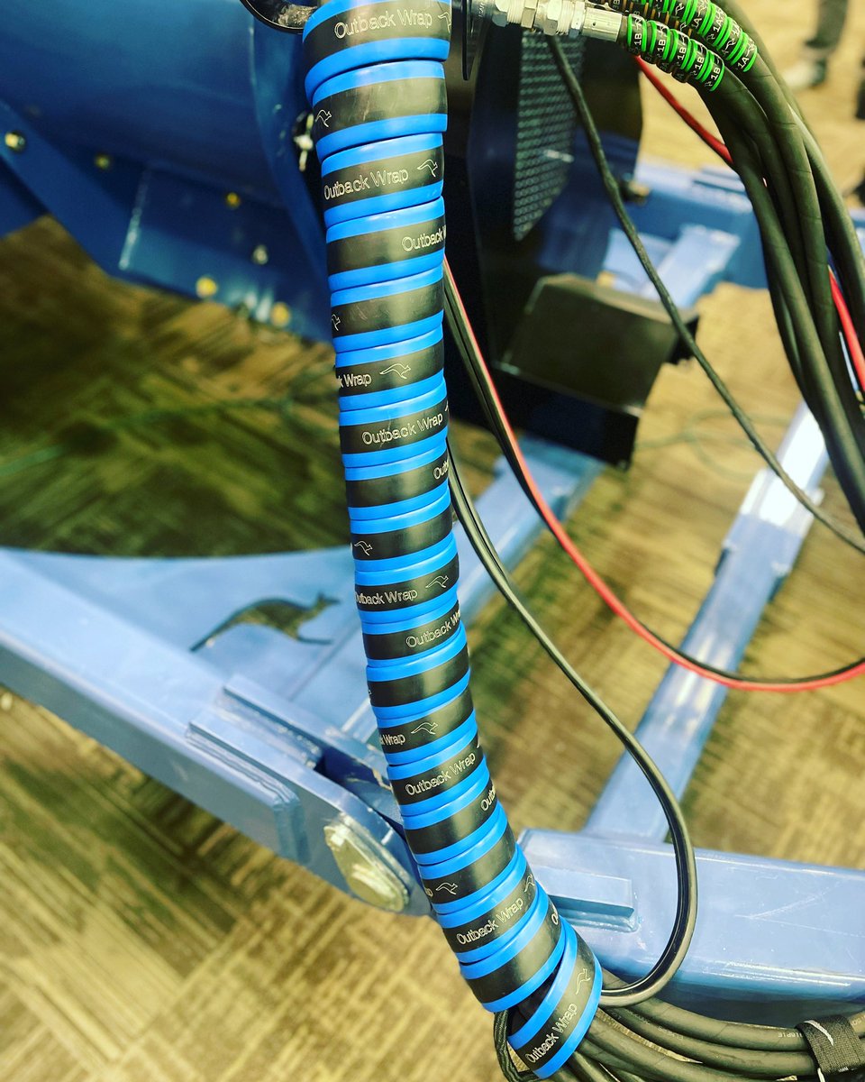 OutbackWrap's tweet photo. It’s the last day of the National Farm Machinery Show and we have NEVER done this before but stop by our booth #5016 to get yourself a Hose Boss on sale! Limited colors available, must buy and take from the booth to get the discount! #outbackwrap #makehookingupeasy https://t.co/pGrjd41lTr