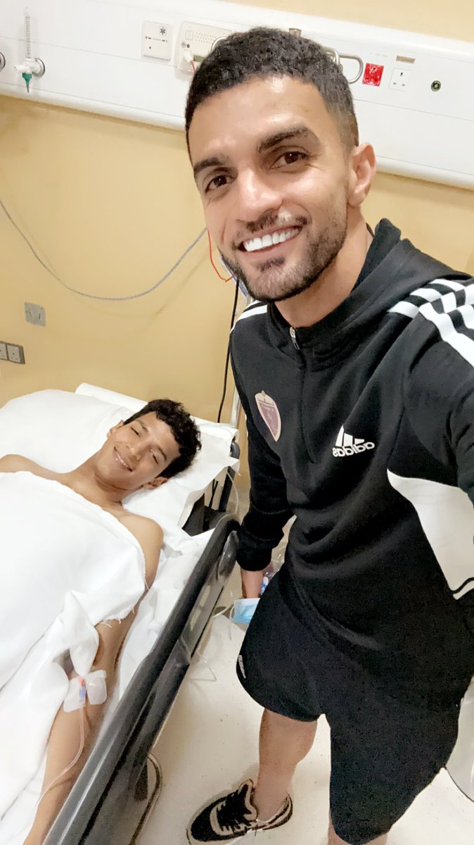 الحمدلله ع الفوز ، والحمدلله الذيب بخير  ، شكراً للاوفياء جمهور الوحدة 🤎