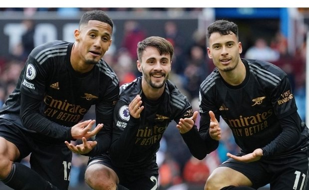 Elpresidente141's tweet image. What a great day in the Prem. The boys getting the result against Villa, and Forest holding City. Back on top!  #VILARS #FORMCI #COYG