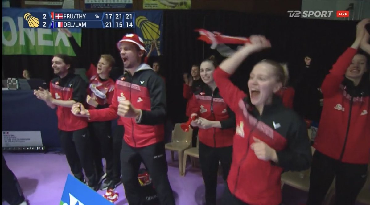 JanniMT's tweet photo. Sikke en fight! FLOT! 💪🏼
Tillykke Danmark! 🇩🇰
#baddk #Europamestre @BadDK https://t.co/aWtftx7WU4