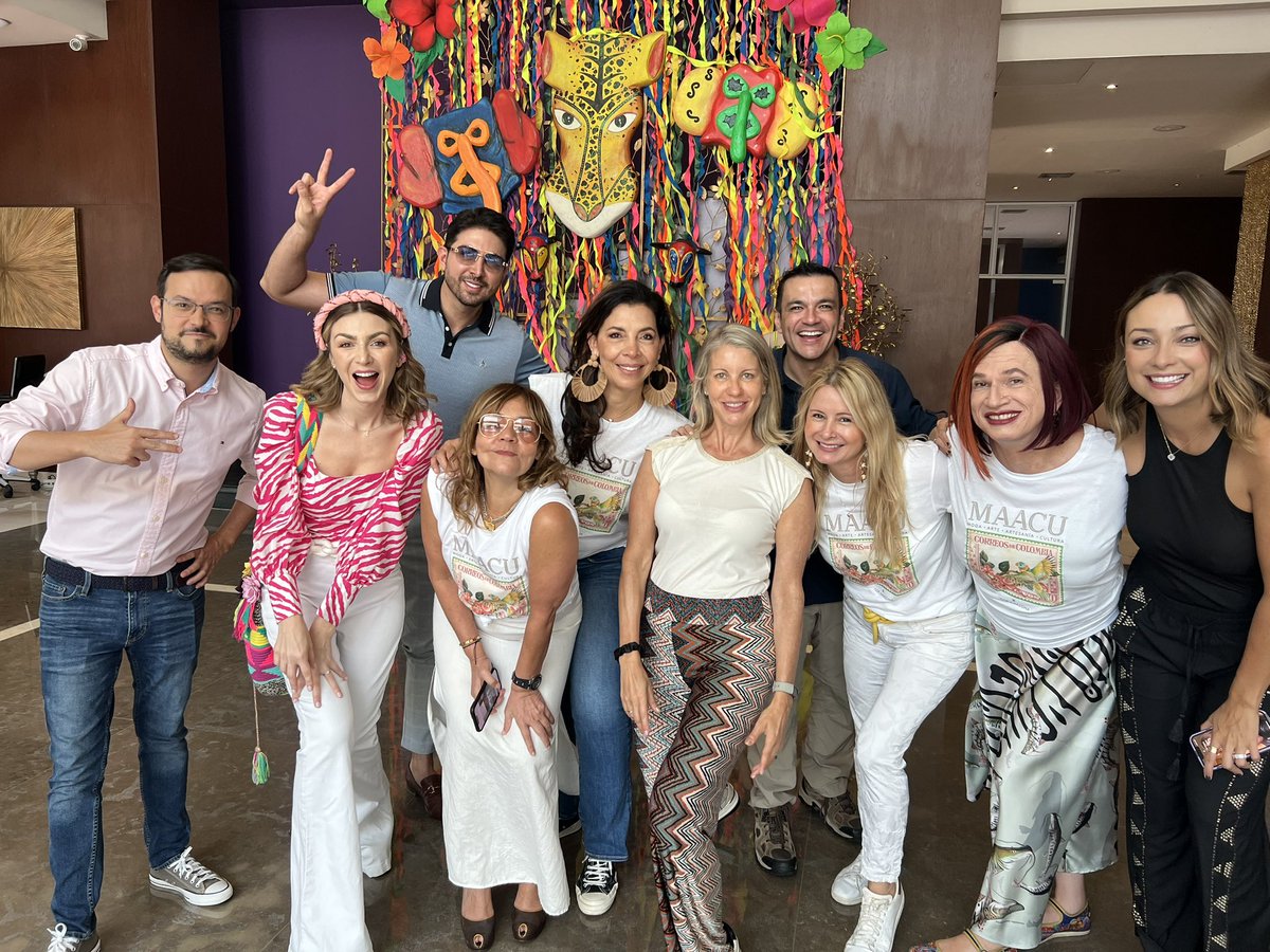 Maryaristizabal's tweet photo. #CarnavalDeBarranquilla #Dia1 #GozaderaTotal #VenYVíveloComoEs
@Carnaval_SA https://t.co/LlkBheARRK