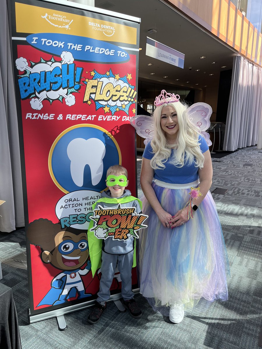 AmerToothfairy's tweet photo. Today our tooth fairy wings have brought us to Indianapolis with @DDFGivesBack for screenings, Storytime Smiles and lots of fun!
#AmericasToothFairy #SaveSmiles https://t.co/KcoOHXiqAZ