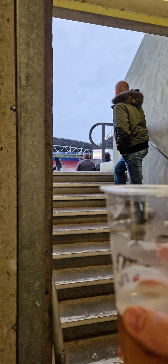 Tomabs3003's tweet image. #nobeerallowed its no rugby league @WiganAthSC no beer beyond this point