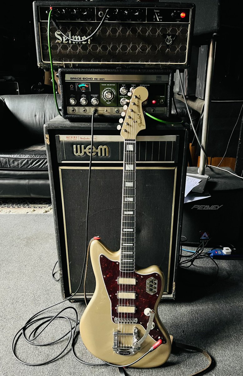 Klive Humberstone (@klive1961) on Twitter photo Been having lots of fun with this setup and new #fender Jazzmaster Shoreline. Thanks for the endorsement <a href="/antonnewcombe/">anton newcombe</a> 👍🤘 Been having lots of fun with this setup and new #fender Jazzmaster Shoreline. Thanks for the endorsement <a href="/antonnewcombe/">anton newcombe</a> 👍🤘