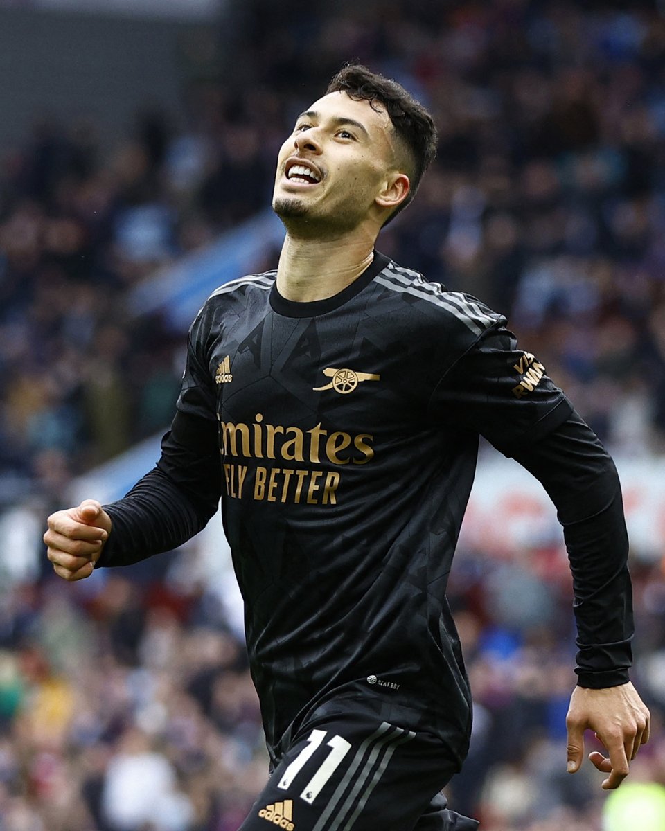 OfficialFPL's tweet photo. Who's a relieved Martinelli owner? 😅

#FPL #AVLARS https://t.co/KQcuA9pioA