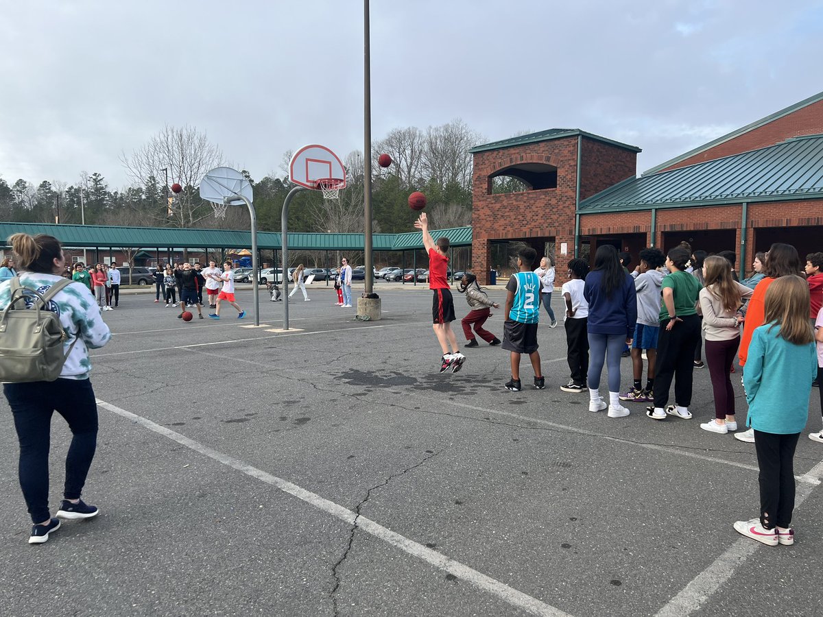 Fort Mill Middle School tweet media