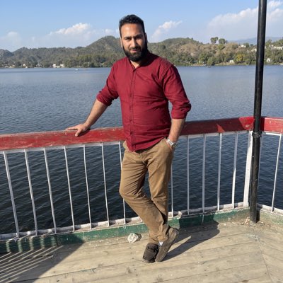 dx_saqib's tweet photo. #NewProfilePic https://t.co/0Ldmr9Ezmh