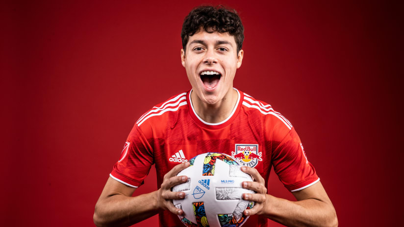 tombogert's tweet photo. 20 months after his transfer from the New York Red Bulls was officially announced... US youth international attacker Caden Clark has made the matchday squad at RB Leipzig for the first time today.

Clark, 19, had been with RBNY on loan until this winter. https://t.co/uPZj5jq36C