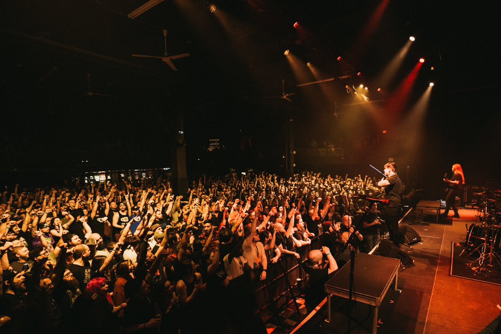 Thank you Raleigh NC 🇺🇸

A sold out show with <a href="/augustburnsred/">August Burns Red</a> &amp; <a href="/TDWPband/">The Devil Wears Prada</a>