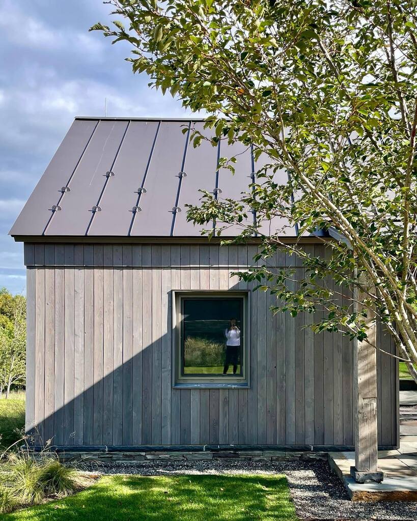 Mowery_Marsh's tweet photo. #CabinLife that looks so serene ✨
The strong shadows of early morning highlight these simple yet rich materials that when detailed in such a way create a sense of permanence and tranquility. 

#StoneBarnPassive
____
#passivehouse #passivehousedesign #passivehaus #studio #cab… https://t.co/S9mNZxtRmH