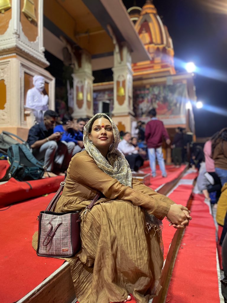 realhimanshi's tweet photo. Maha shivratri https://t.co/ULrRmMoXrc