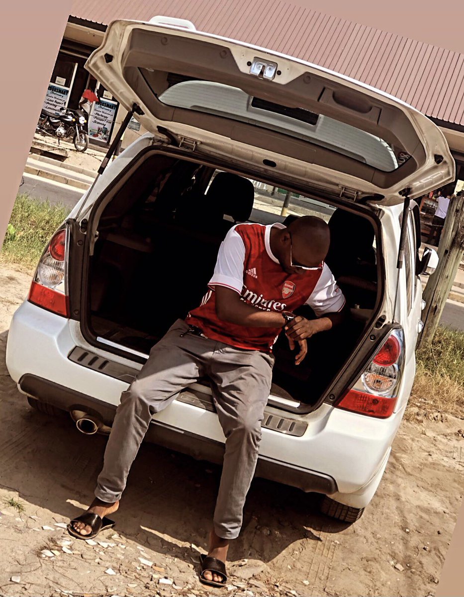 mbonimpaye_n's tweet photo. #54Points, Here we go. 💪🏾💪🏾 We are the Guners, Fly Emirates, #Arsenal 💪🏾💪🏾

Aston villa 2️⃣ #VS Arsenal 4️⃣   📍 https://t.co/iVpCByAFzS