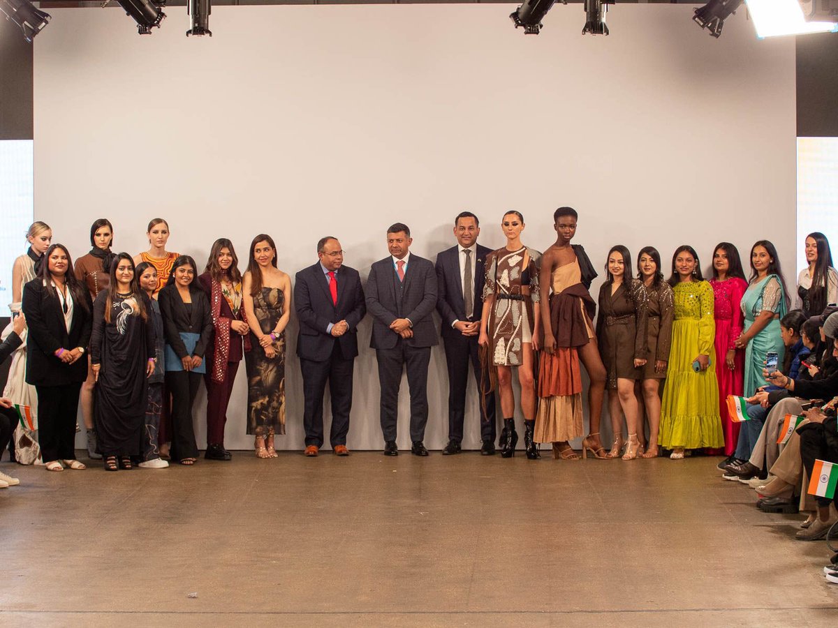 India in the UK (@hci_london) on Twitter photo <a href="/HCI_London/">India in the UK</a> in association with <a href="/LSTLondon/">London School of Trends</a> presented a unique showcase of Khadi outfits on🇮🇳DAY during <a href="/LondonFashionWk/">London Fashion Week</a> 2023. <a href="/VDoraiswami/">Vikram Doraiswami</a> along with sustainable fashion aficionados paid homage to this symbol of Swadeshi, as it made this fascinating journey from Local to Global. <a href="/HCI_London/">India in the UK</a> in association with <a href="/LSTLondon/">London School of Trends</a> presented a unique showcase of Khadi outfits on🇮🇳DAY during <a href="/LondonFashionWk/">London Fashion Week</a> 2023. <a href="/VDoraiswami/">Vikram Doraiswami</a> along with sustainable fashion aficionados paid homage to this symbol of Swadeshi, as it made this fascinating journey from Local to Global.