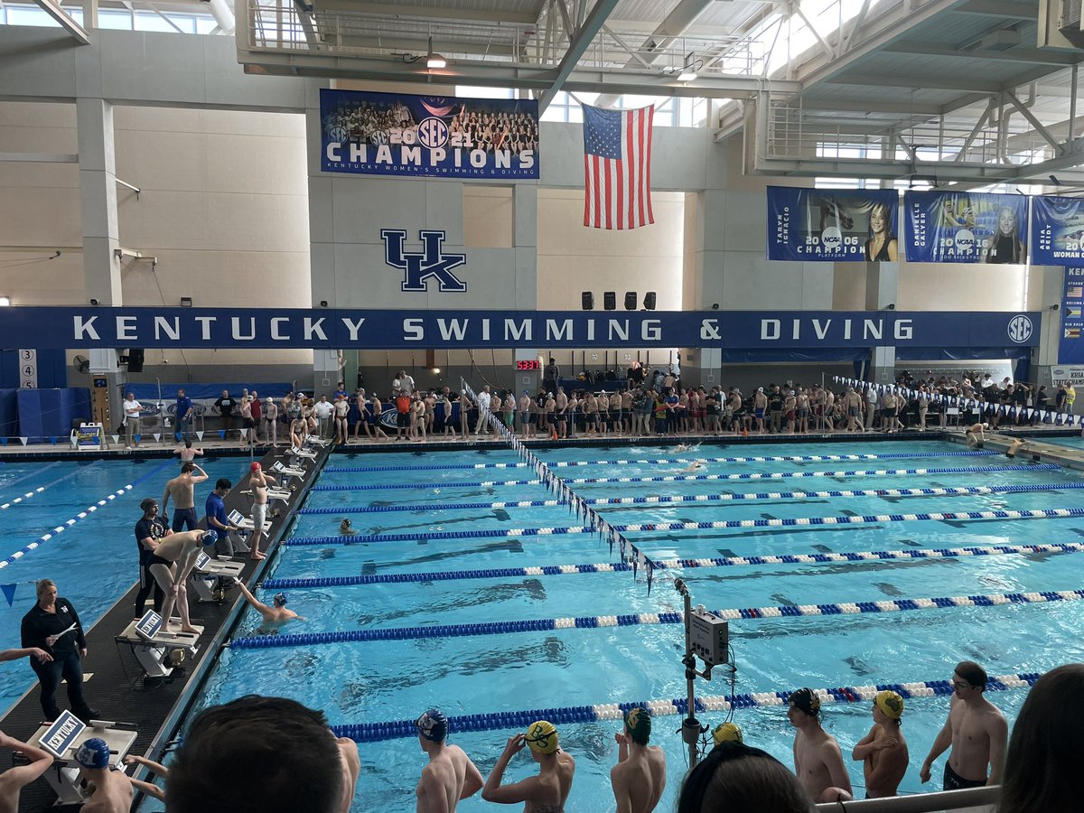 It’s go time for the boys!!  KHSAA State Swimming  #KHSAA #18peatcomplete #bghsswimanddive