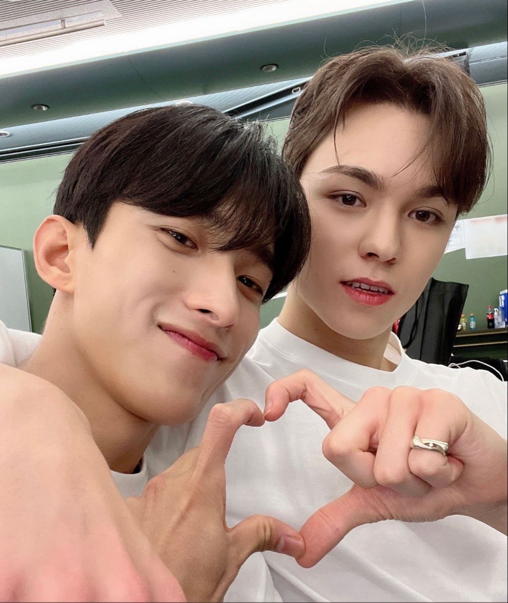 thekimscart's tweet photo. @kzells13 #Happy_DK_Day
#DK #도겸
#SEVENTEEN #세븐틴

#Happy_VERNON_Day
#VERNON #버논 https://t.co/0ywXV19U9L