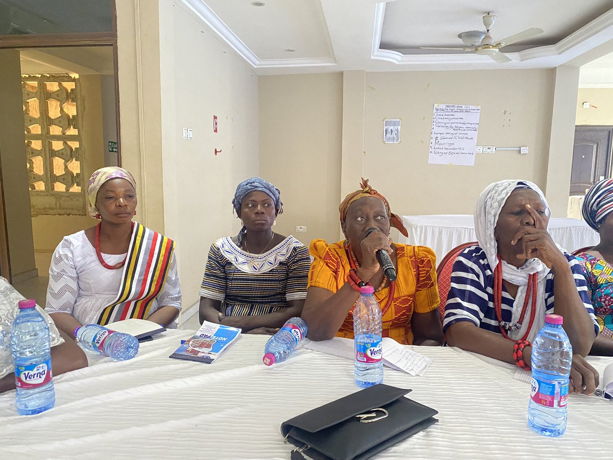 riseghana's tweet photo. Thanks to Team @riseghana @Haratu_A #Ellen @AwalAhmed for impressive 6 days training on Leadership for 102 Women Traditional Leaders known as Queen Mothers to become effective leaders. The Resourceful Executive Director @SongtabaNGO was lead trainer. https://t.co/2MXORcA148