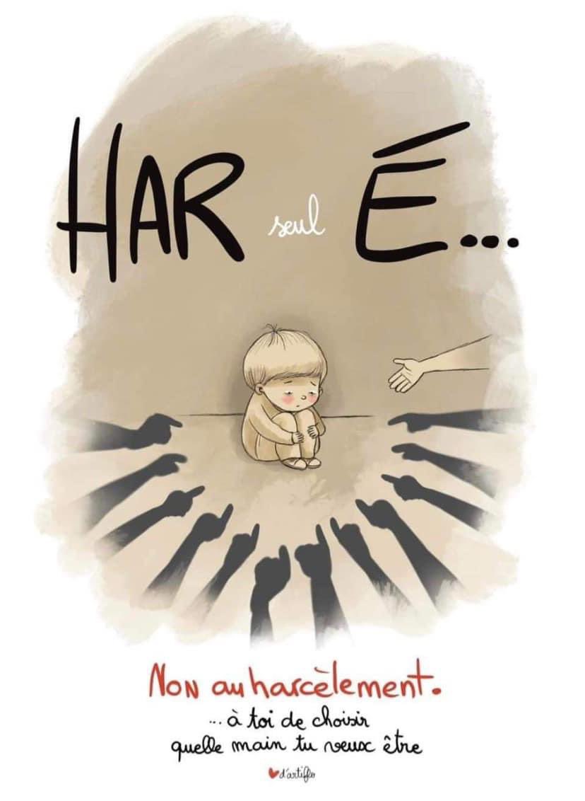 AlazardJ's tweet image. « A toi de choisir quelle main tu veux être » : une très belle affiche réalisée contre le #harcèlement
