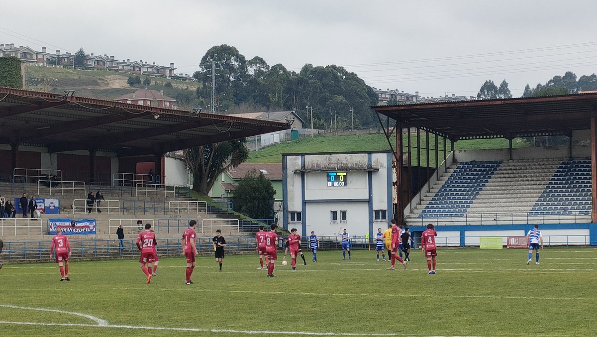 somdelhospi's tweet photo. Quines ganes tenia de dir-ho...
#Saludos des de Muro de Zaro! Som en un temple històric del futbol espanyol, a Astúries! Ja en joc aquest @AvilesStadiumCF - @ClubDPraviano de #3RFEF2. Minut 6, 0-0!
#TheCatalanGroundhopper #groundhopping https://t.co/ZAAqES2iRa