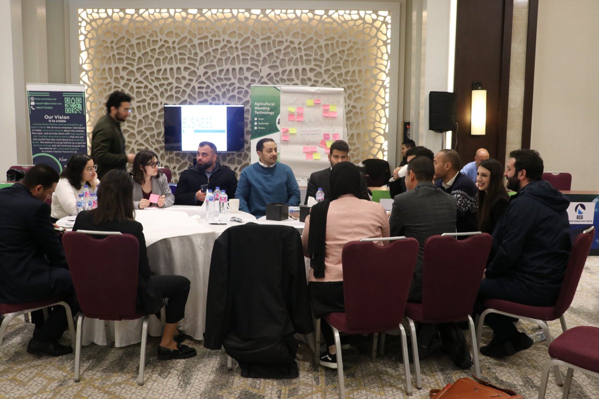 BUSINESSMED_Med's tweet photo. 🙏Thanks to the moderating BSOs &amp; Startups participating in the #MedBusinessDays interactive business talks!

Your insights are 💎valuable in terms of technical &amp; financial support for these areas

🌱Renewable energy &amp; waste management
💻Innovative digital solutions
🍴 Agri-food https://t.co/Gf6urTr4no