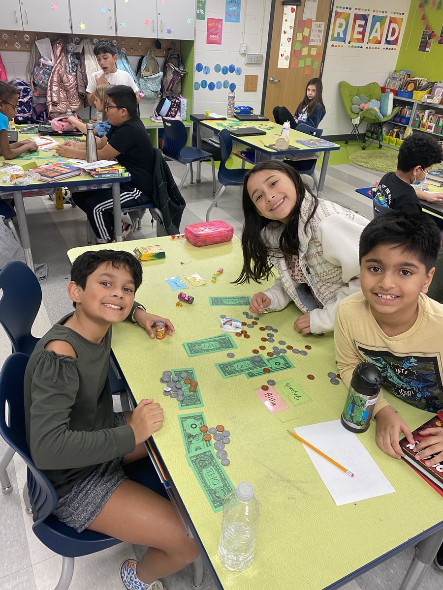 In math we are learning how a certain amount of money can be shown in various ways! 🪙💵