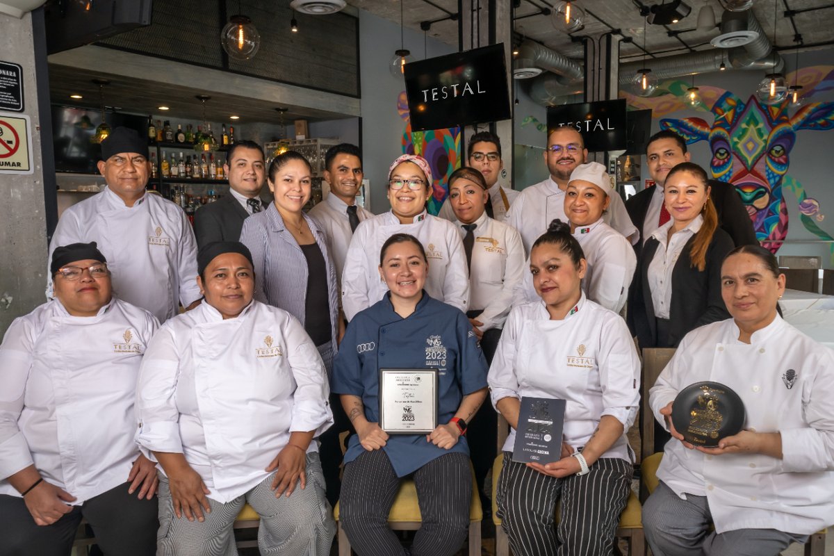 RTestal's tweet photo. Y, que el festejo no falte en #TESTALCentro
¡Gracias a todos por su colaboración y apoyo para seguir creciendo juntos!
#TESTAL #RestaurantesMexicanos #RestaurantesMexico #RestaurantesCDMX #DesignRestaurants #mexicanfood #comidamexicana #cdmx #cdmx #culinariamexicana #Los250mx https://t.co/glfJeIPivr