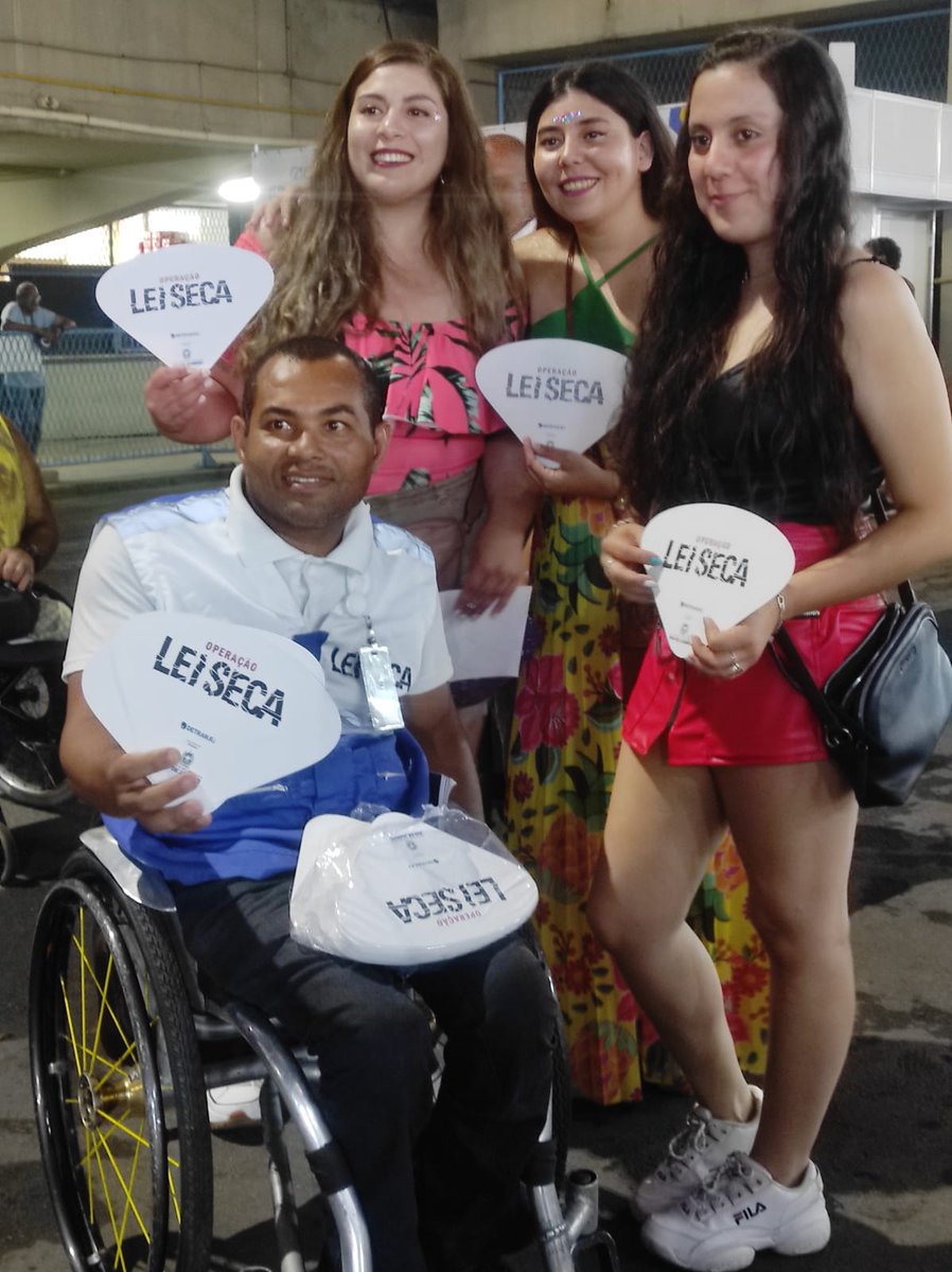 ChicoMachadoSDD's tweet image. SEGOV em AÇÃO🚀

Estas foram algumas das nossas ações realizadas ontem pela @opleisecarj .

Esse é só o começo! 🙏🏼

#chicomachado #segov #carnaval #leiseca #rj