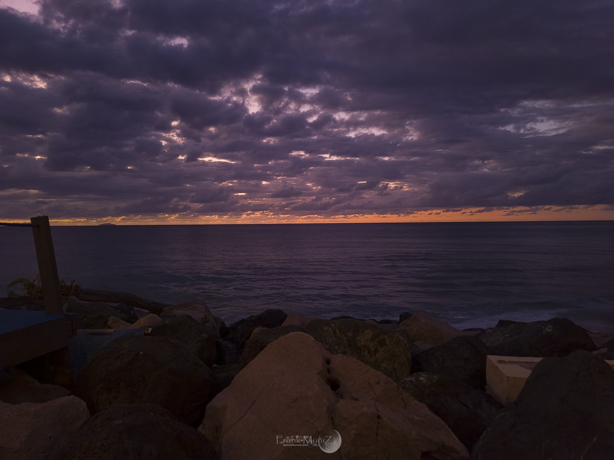 xchaser's tweet photo. #landscape #Sunsets #westernPR https://t.co/Uq1SVZnD0P