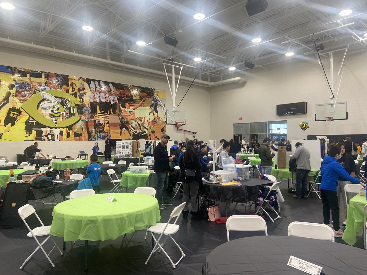 Julee Vorachard tweet media