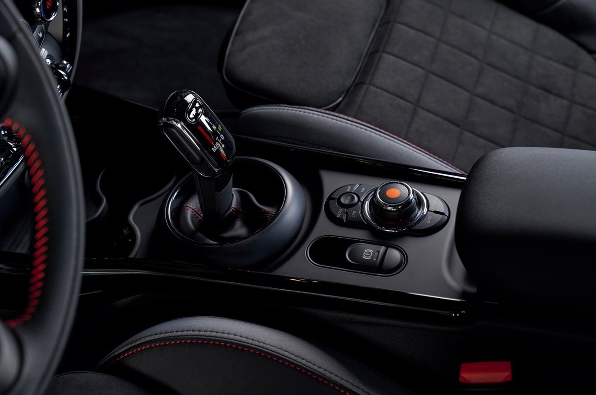 MINIPittsburgh's tweet image. We're here and ready to help you get your vehicle running. Schedule your appointment with us online. bit.ly/3KkIyRG #MINIOfPittsburgh #MINI